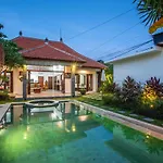Sunny Villa Seminyak