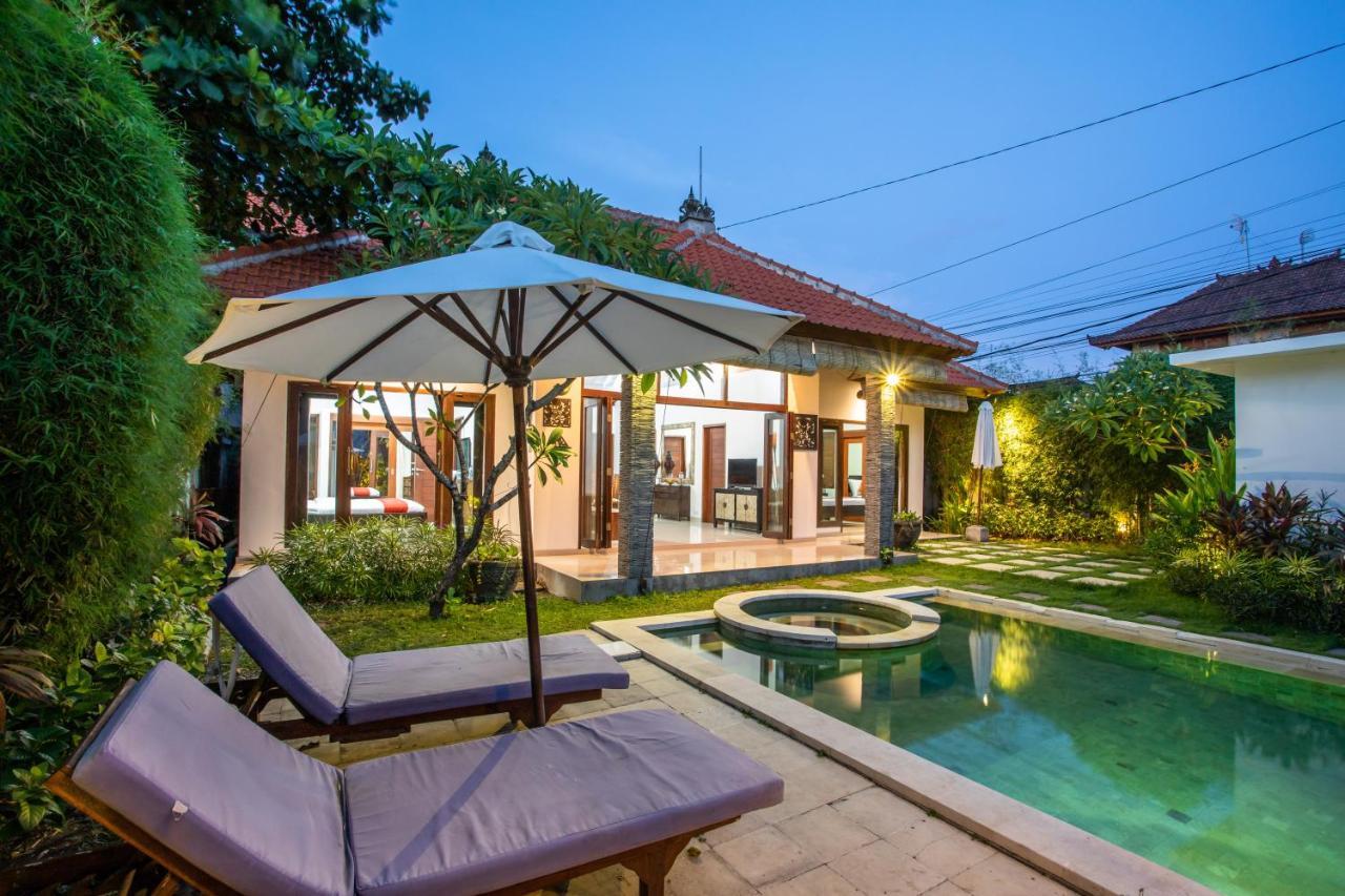 Sunny Villa